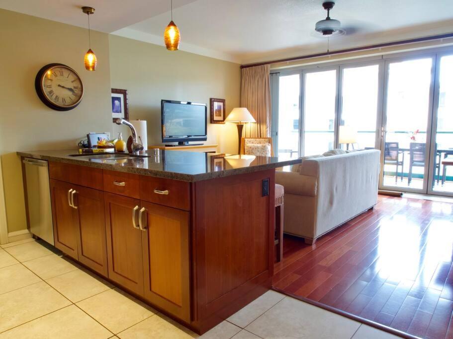 Ocean View One Bedroom At Honua Kai!! Lahaina Esterno foto